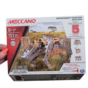 Meccano robotic build toy / serengeti safari